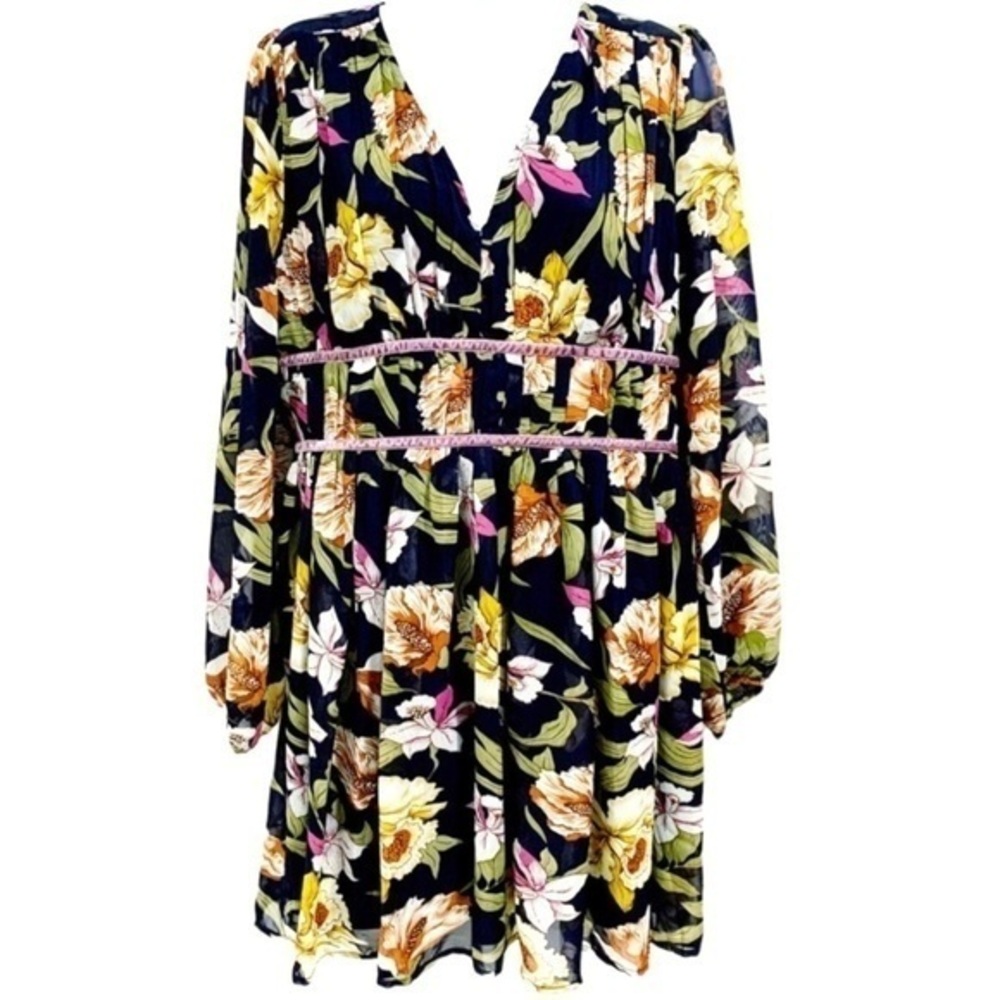 ENTRO | Navy Floral Babydoll Dress